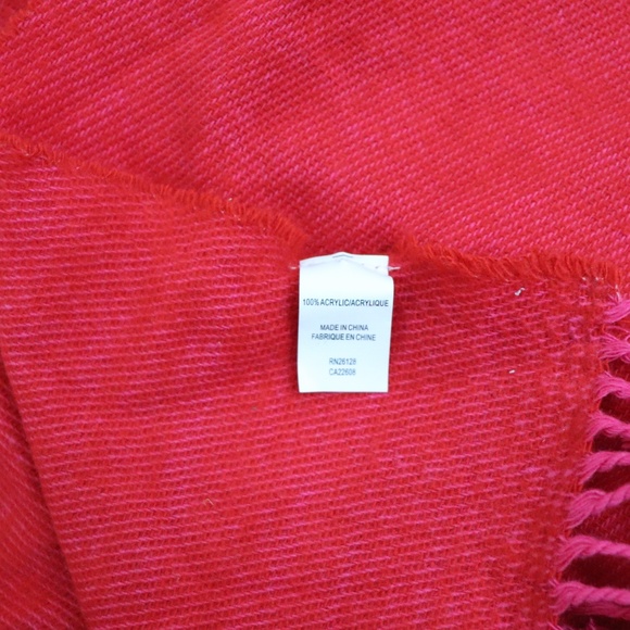 Echo Design Red Boucle Ruana Wrap - Picture 5 of 6